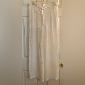 By & By pants.  White w/attached shorts lining.